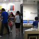 Ilustración para el artículo titulado Así es la tienda (falsa) de Apple en Afganistán